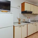 Jurica Apartamento *